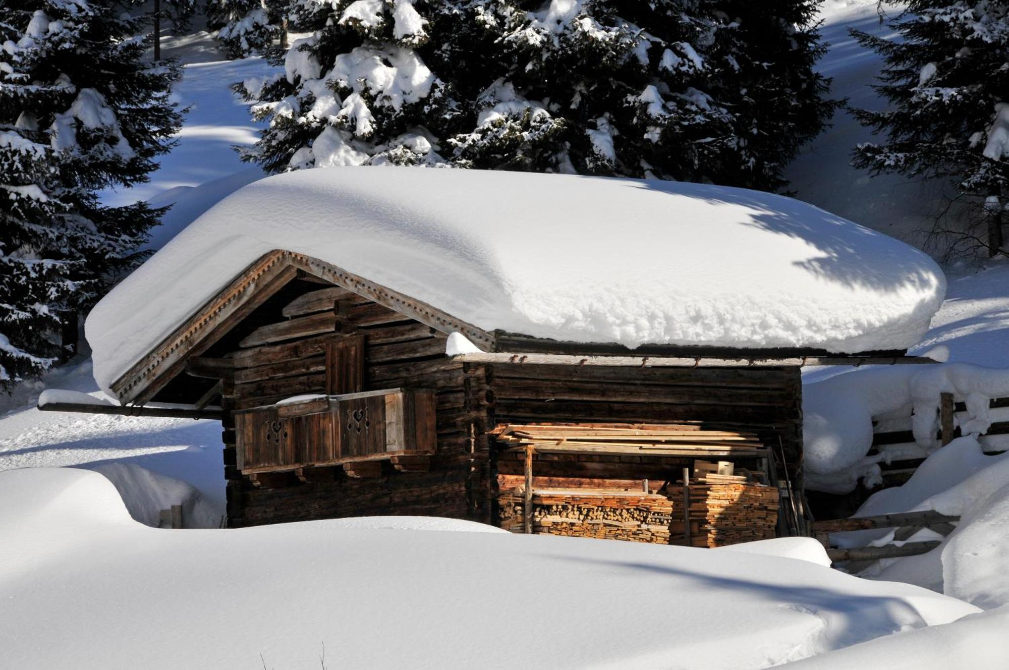 Haus Martina Im Skigebiet - Ohne Verpflegung Hotel Hochfugen Exterior photo